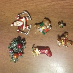 6 Vintage Christmas Holiday Pins